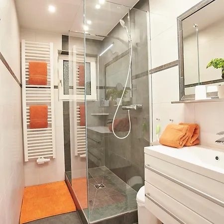 Haus Zeitz * Шёнау-ам-Кёнигсзе