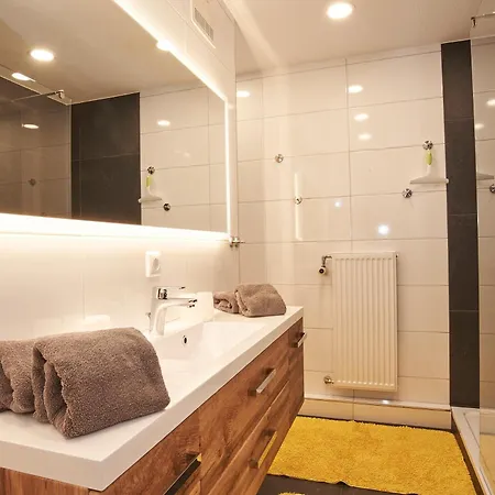 Haus Zeitz Апартаменты *